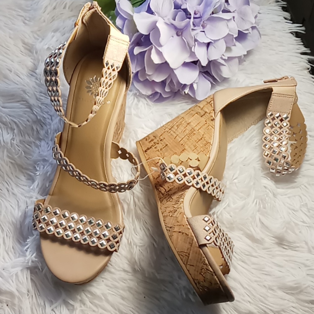 Yellow Box wedge cork heels back ziper, sz 8